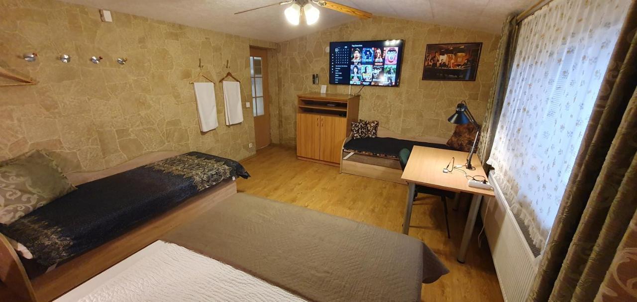Aparthotel 4 ,, Cosy House Billiard " - Sauna & Parking Kaunas Exteriör bild